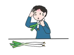 ネギを首に巻く男性